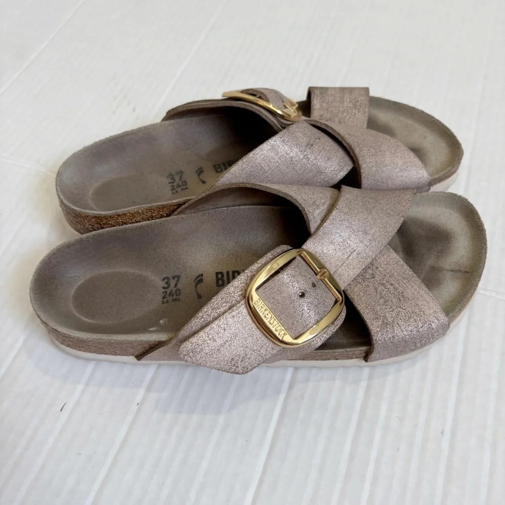 Birkenstock Big Buckle Siena Washed Metallic Rose Gold Sandals Size 6 or 6.5